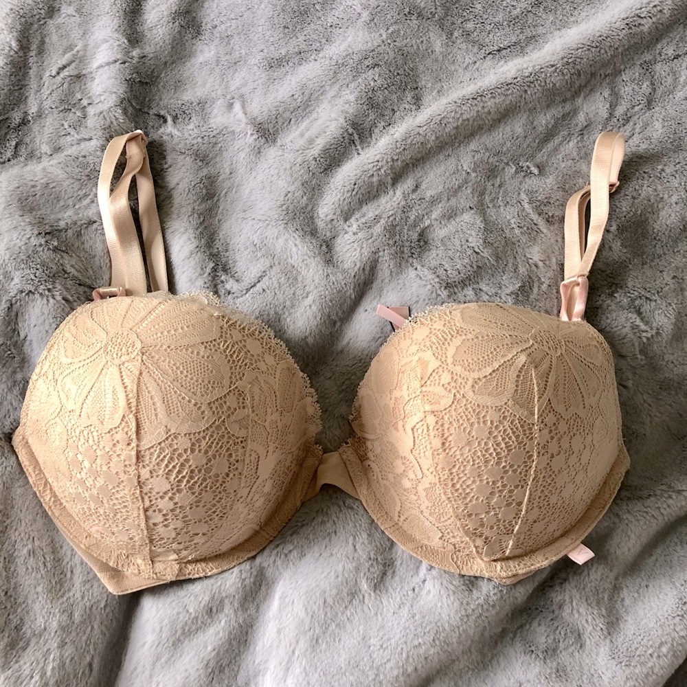New Victoria Secret Bombshell Push-up Bra